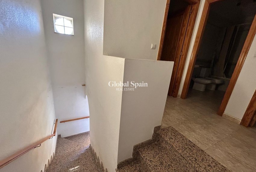 Odsprzedaż - DOM -
LOS ALCÁZARES