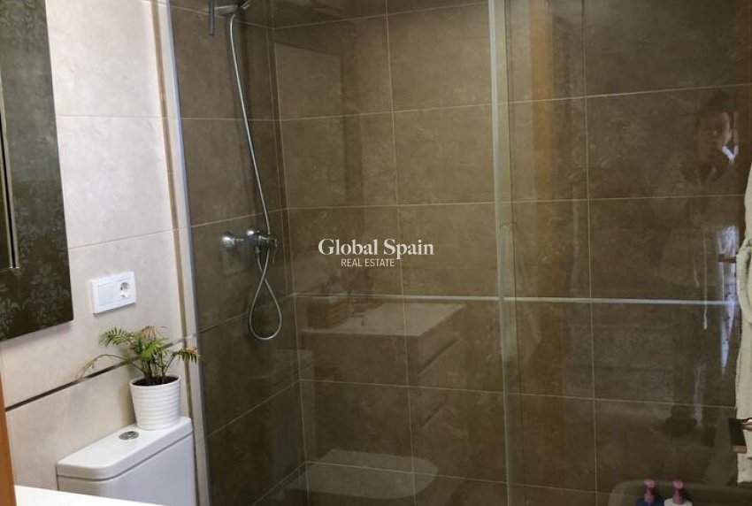 Odsprzedaż - DOM -
LOS ALCÁZARES