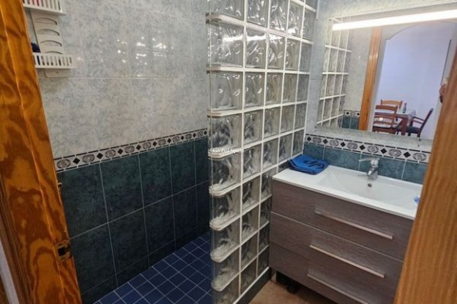 Odsprzedaż - DOM -
LOS ALCÁZARES