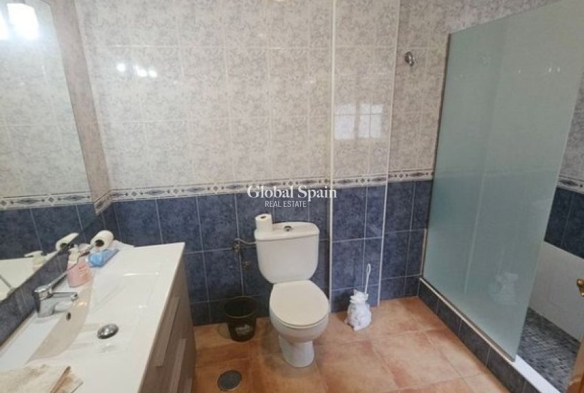 Odsprzedaż - DOM -
LOS ALCÁZARES