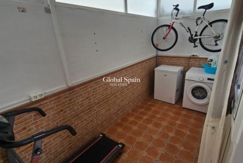 Odsprzedaż - DOM -
LOS ALCÁZARES