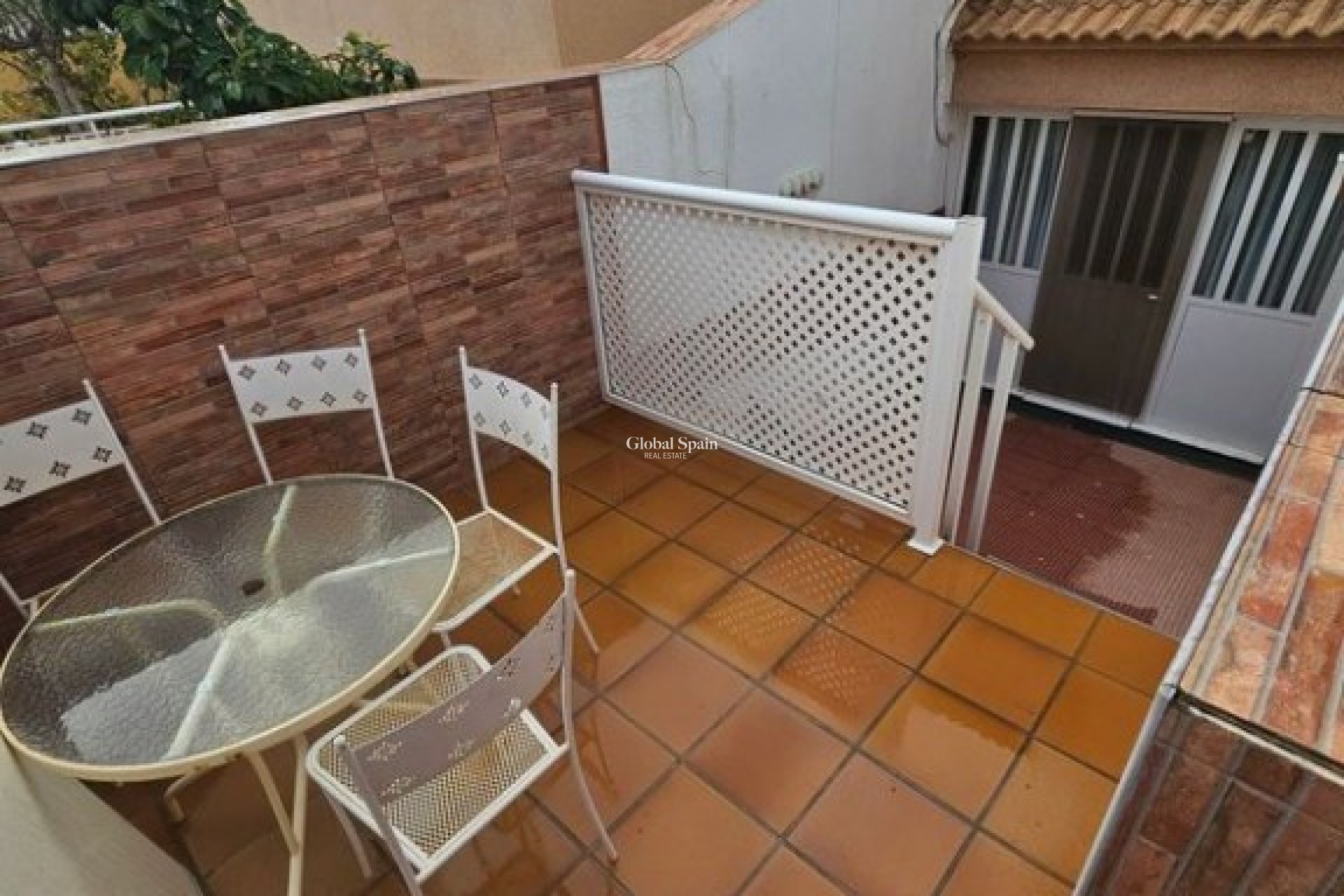 Odsprzedaż - DOM -
LOS ALCÁZARES