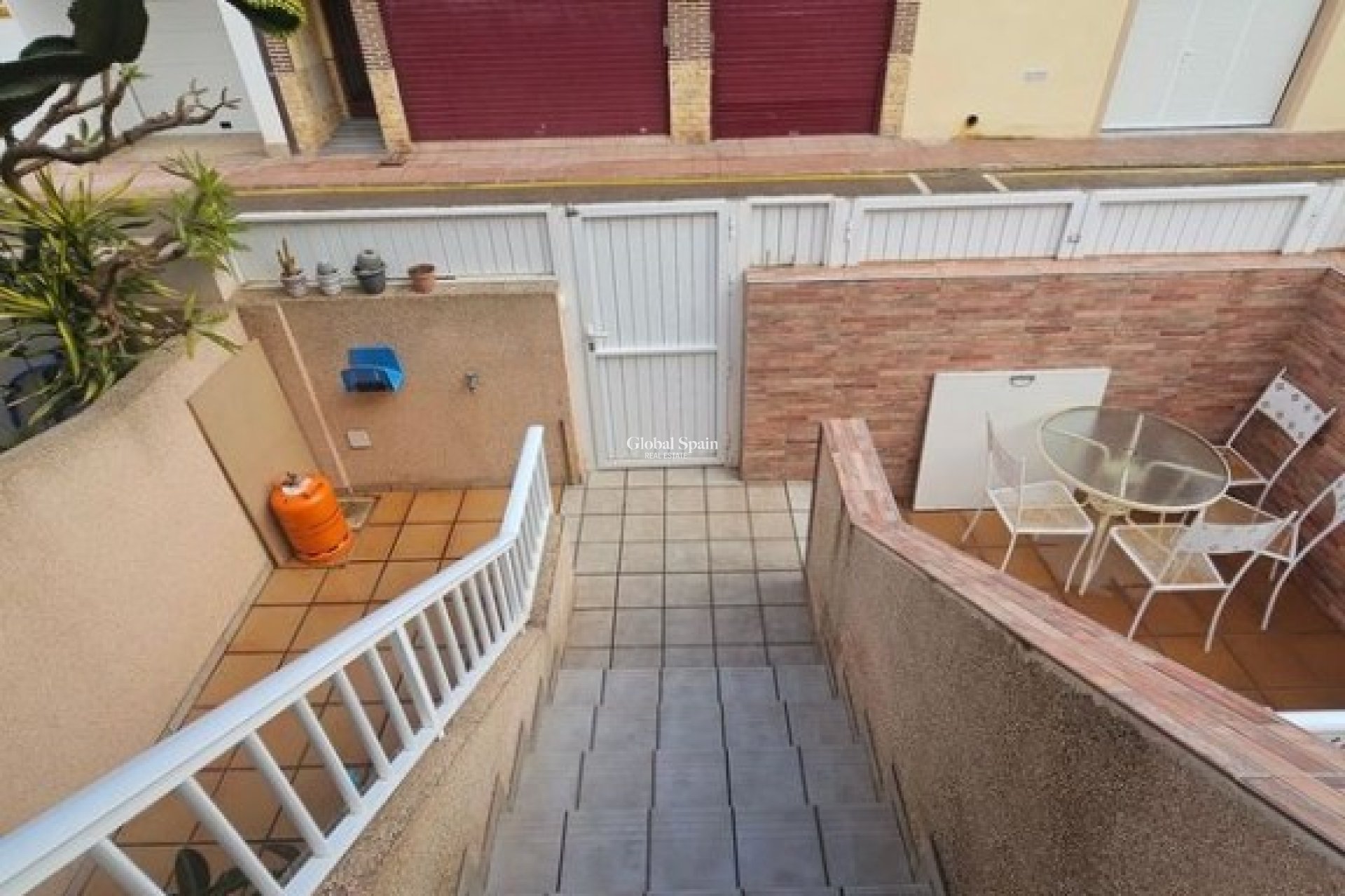 Odsprzedaż - DOM -
LOS ALCÁZARES