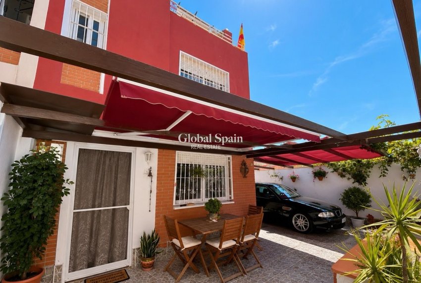 Odsprzedaż - DOM -
LOS BALCONES - LOS ALTOS - Costa Blanca