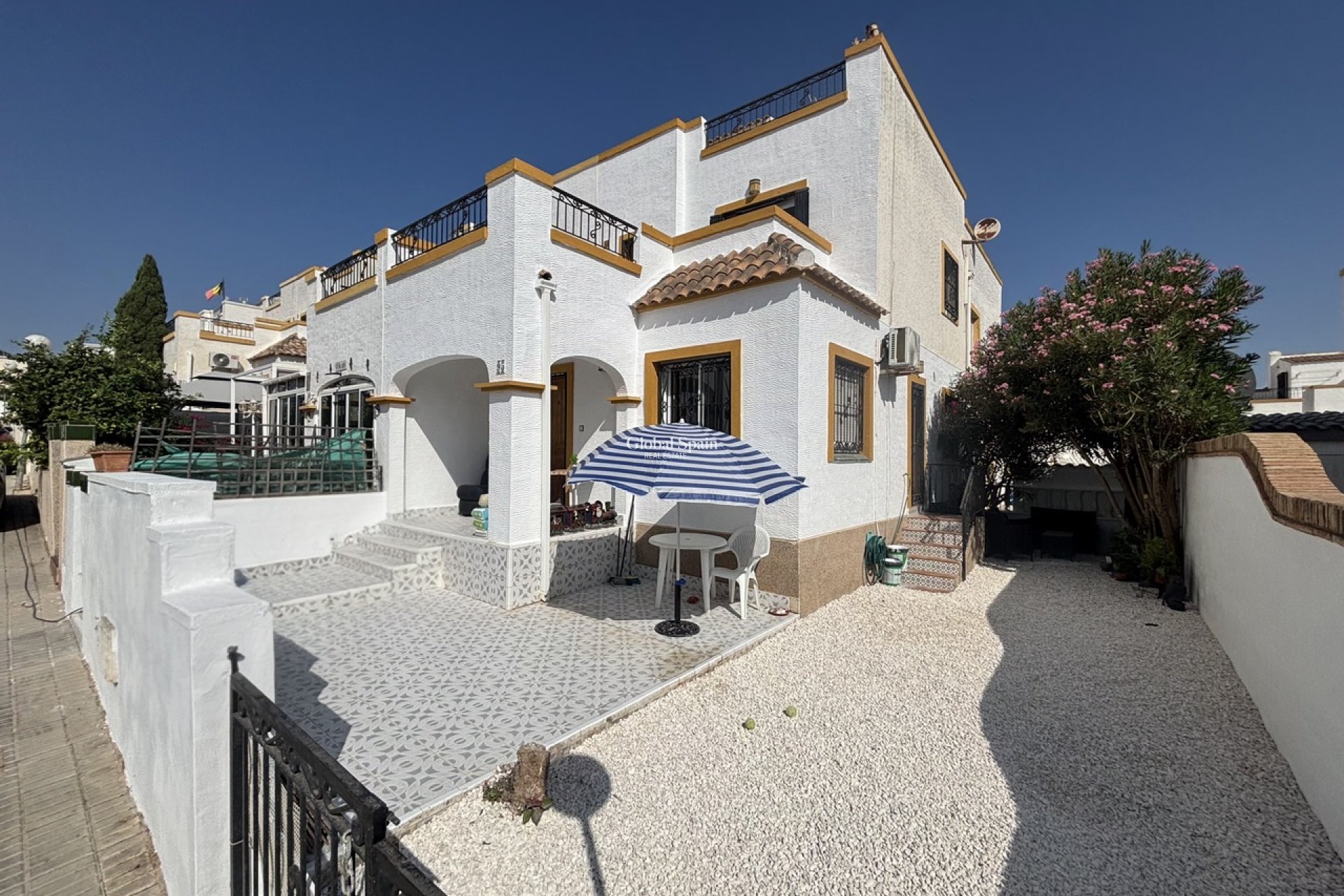 Odsprzedaż - DOM -
LOS BALCONES - LOS ALTOS - Costa Blanca