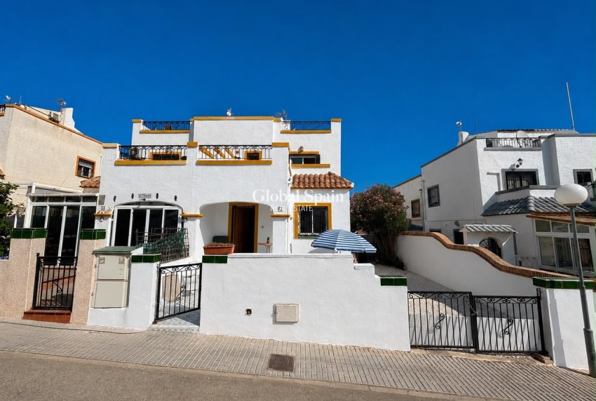 Odsprzedaż - DOM -
LOS BALCONES - LOS ALTOS - Costa Blanca
