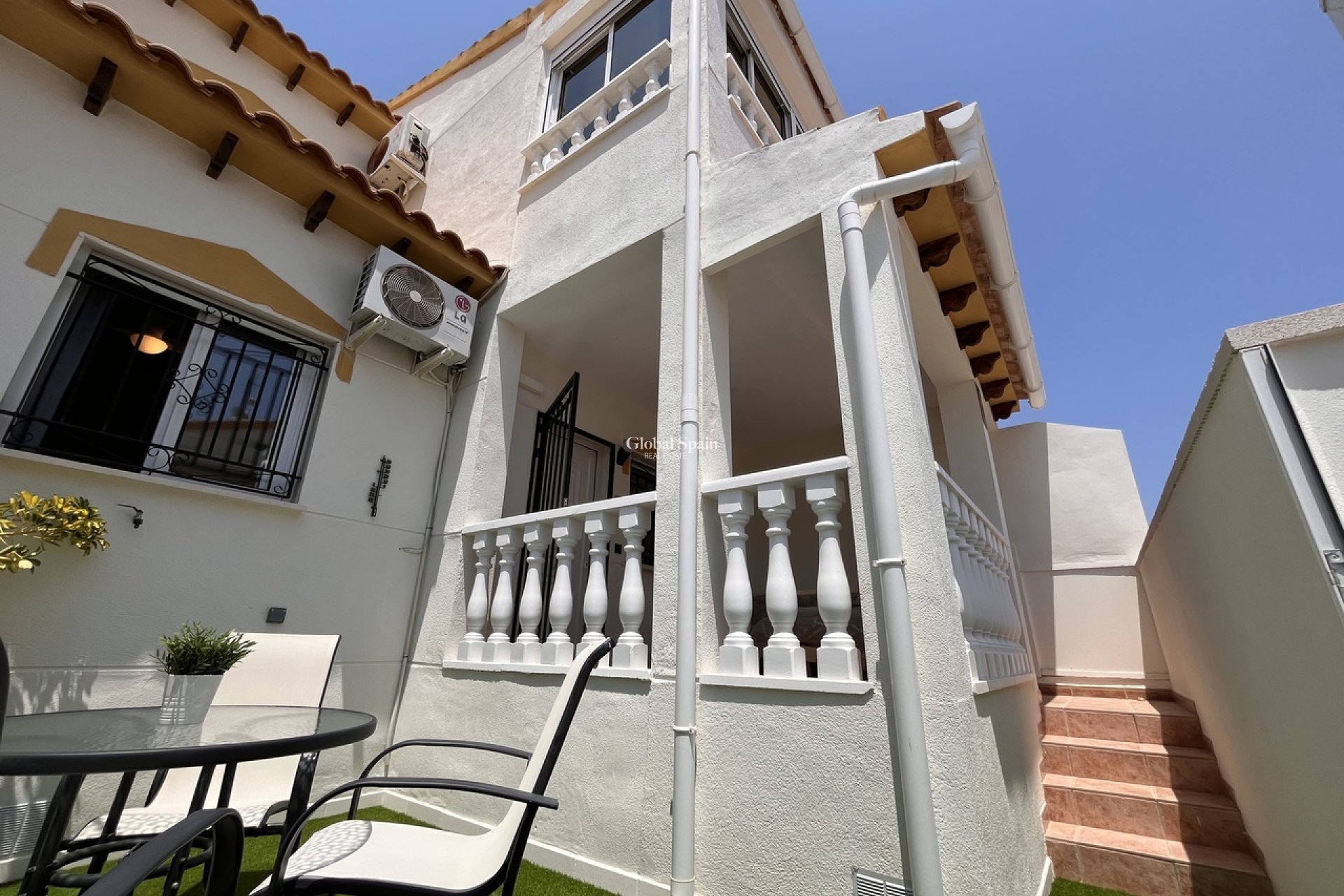 Odsprzedaż - DOM -
LOS BALCONES - LOS ALTOS - Costa Blanca