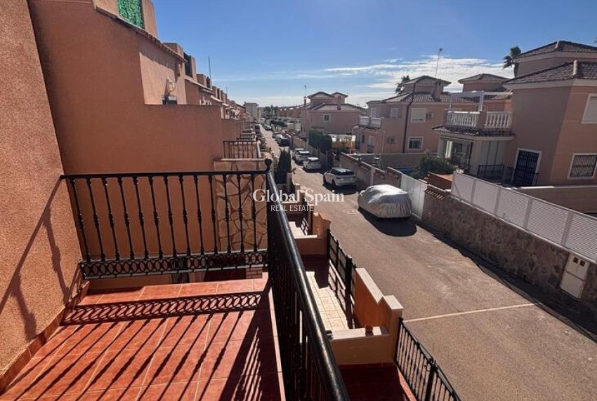 Odsprzedaż - DOM -
LOS BALCONES - LOS ALTOS - Costa Blanca
