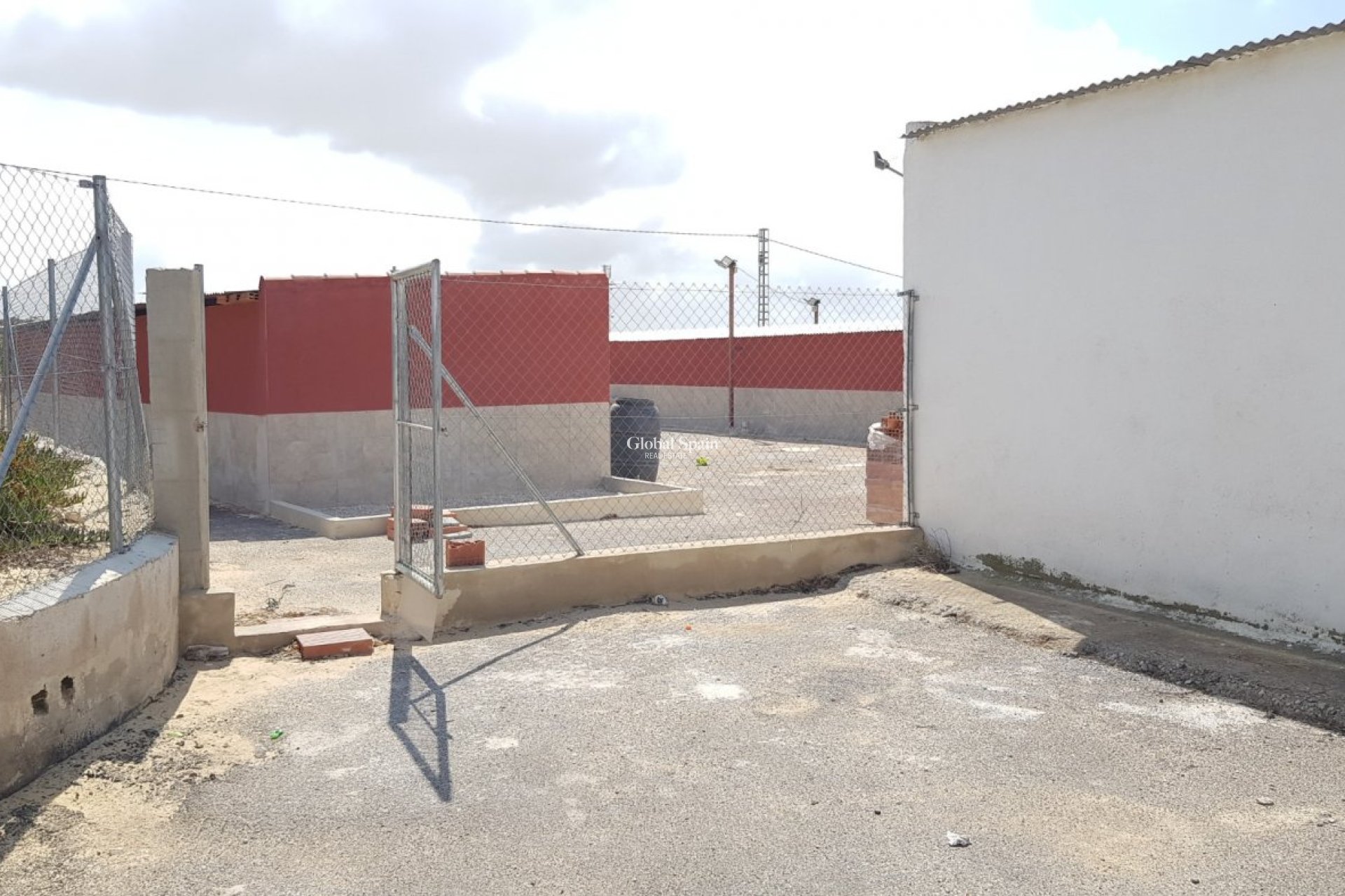 Odsprzedaż - DOM -
LOS MONTESINOS