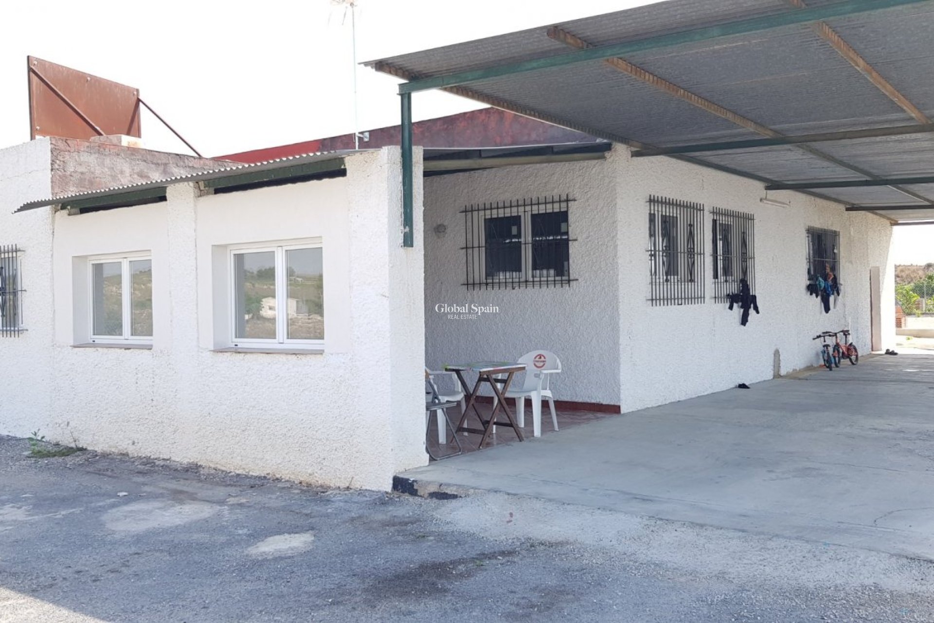 Odsprzedaż - DOM -
LOS MONTESINOS