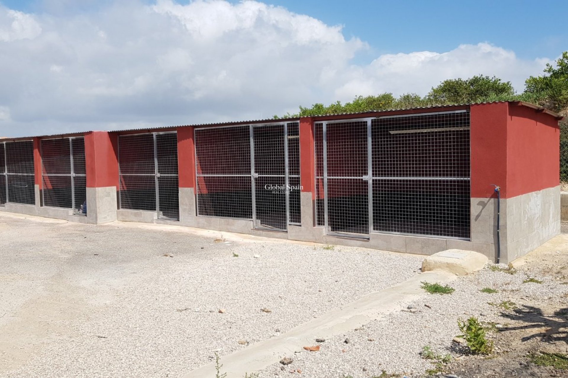 Odsprzedaż - DOM -
LOS MONTESINOS