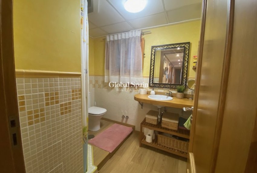 Odsprzedaż - DOM -
MURCIA