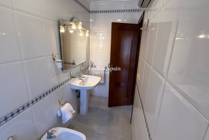 Odsprzedaż - DOM -
ORIHUELA - Costa Blanca Sur