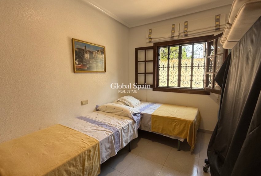 Odsprzedaż - DOM -
ORIHUELA - Costa Blanca Sur