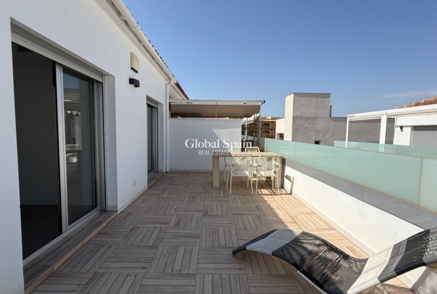 Odsprzedaż - Dom -
ORIHUELA - Costa Blanca Sur