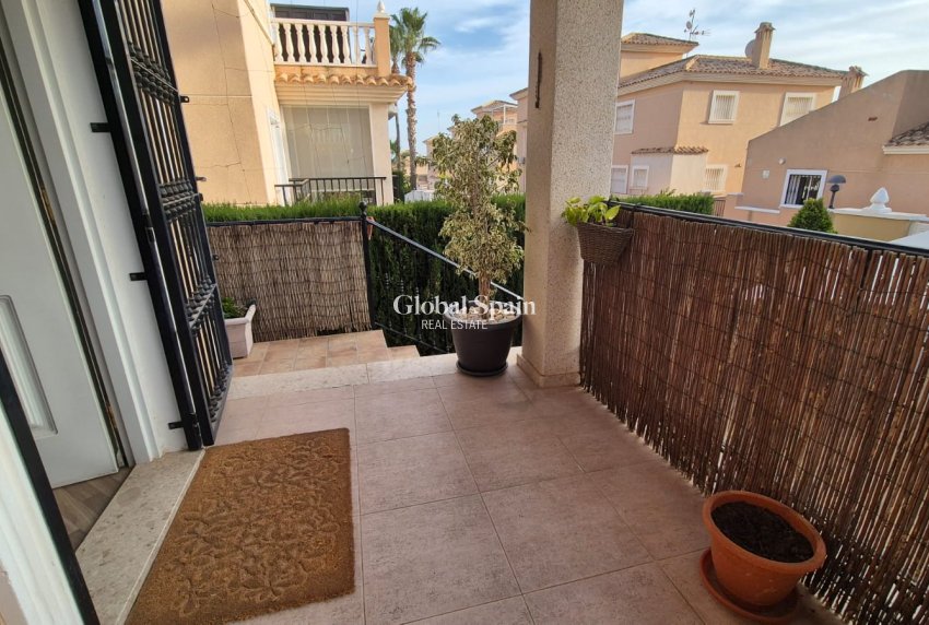 Odsprzedaż - DOM -
ORIHUELA COSTA - Costa Blanca Sur