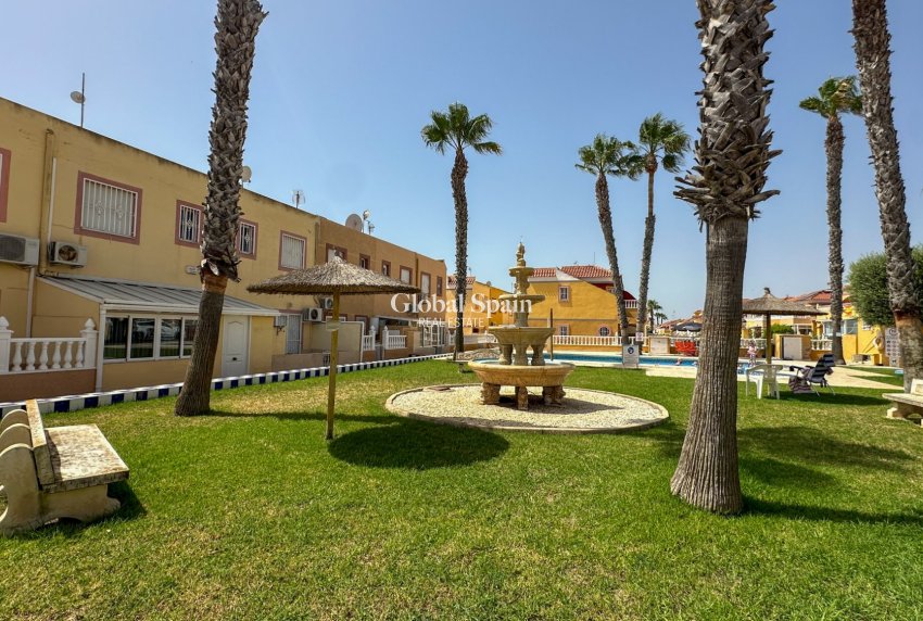 Odsprzedaż - DOM -
ORIHUELA COSTA - La Regia