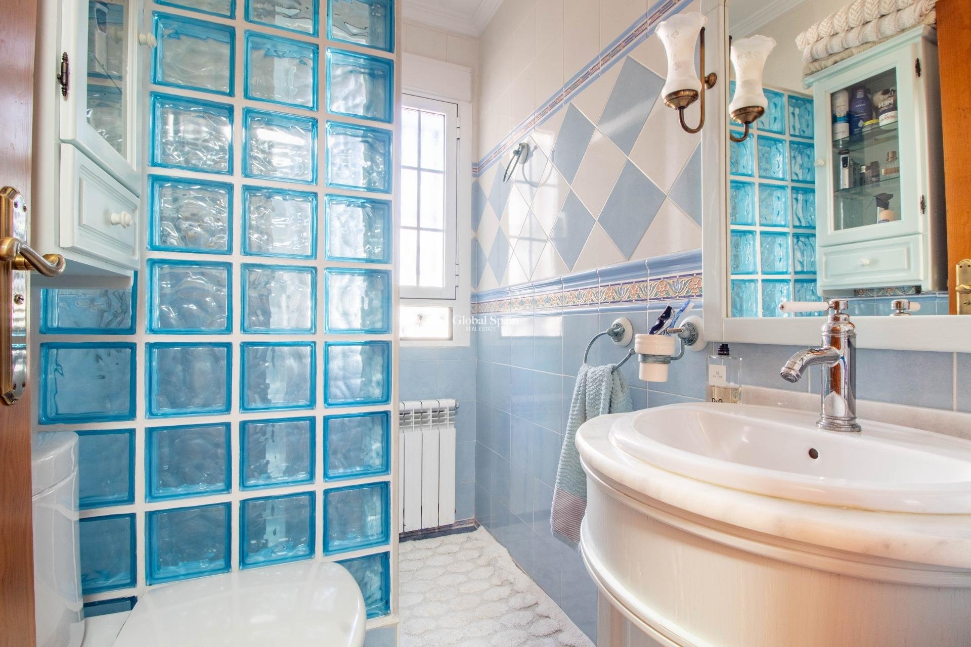 Odsprzedaż - Dom -
ORIHUELA COSTA - La Zenia