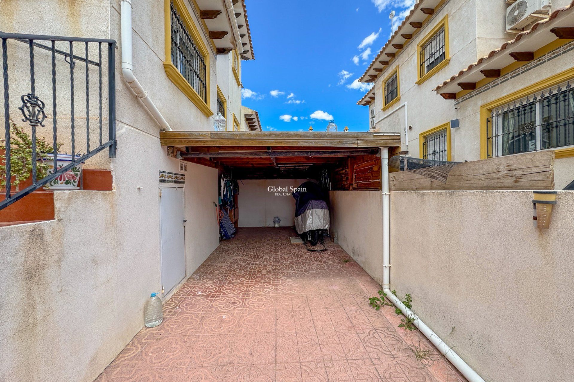 Odsprzedaż - DOM -
ORIHUELA COSTA - La Zenia