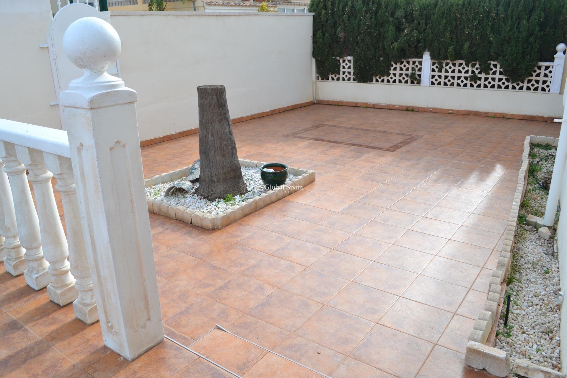 Odsprzedaż - DOM -
ORIHUELA COSTA - La Zenia