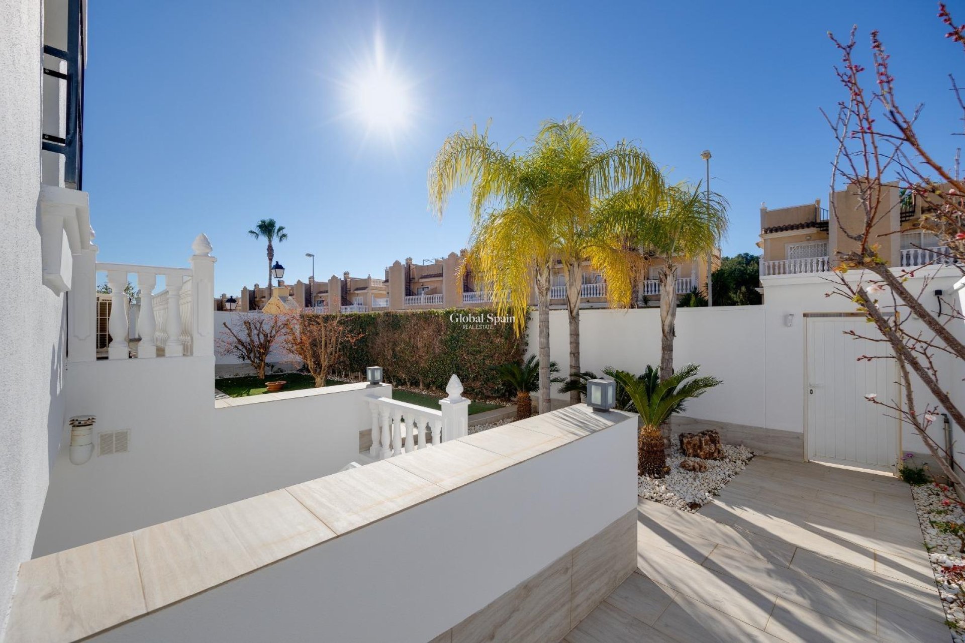 Odsprzedaż - DOM -
ORIHUELA COSTA - Las Filipinas