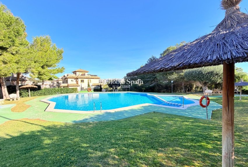 Odsprzedaż - DOM -
ORIHUELA COSTA - Las Filipinas