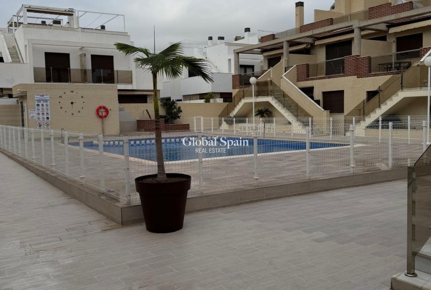 Odsprzedaż - DOM -
ORIHUELA COSTA - Lomas de Cabo Roig