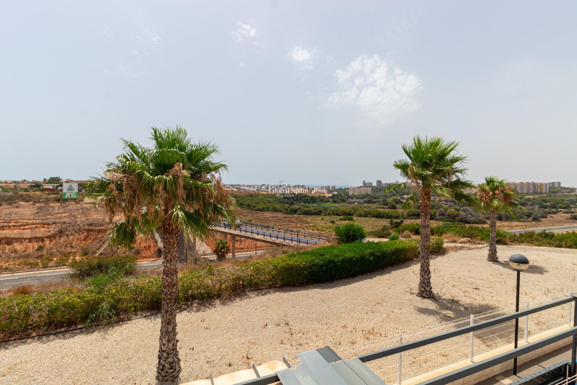 Odsprzedaż - DOM -
ORIHUELA COSTA - Lomas de Cabo Roig