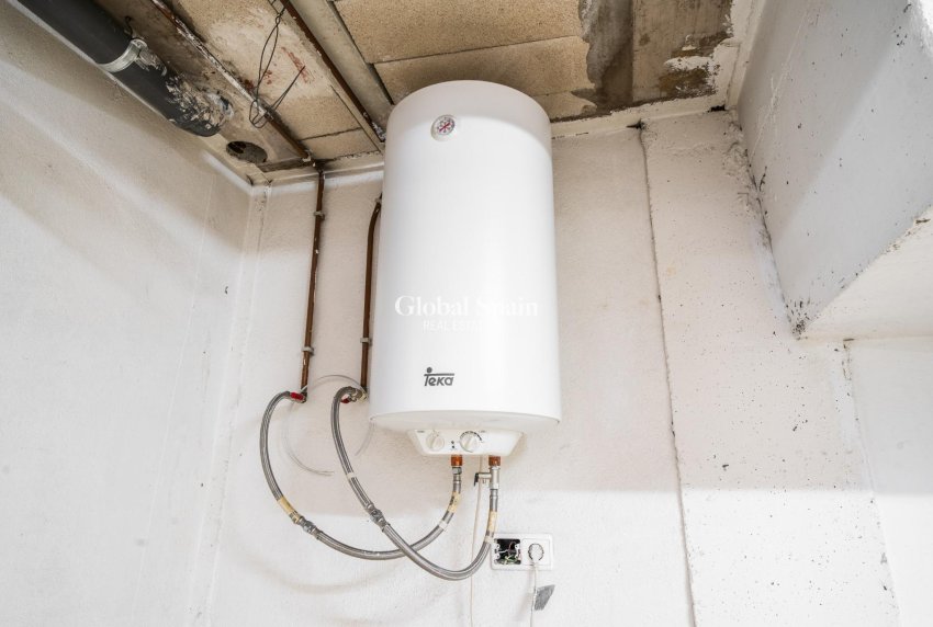 Odsprzedaż - DOM -
ORIHUELA COSTA - Los Almendros-la Florida