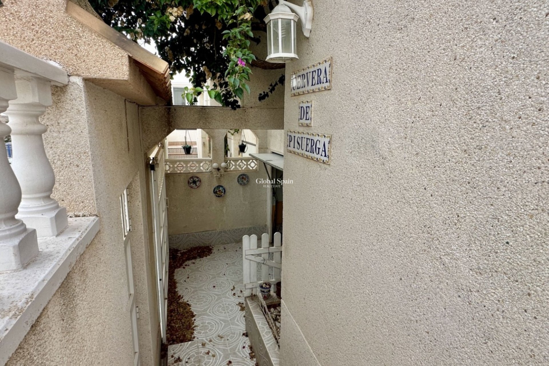 Odsprzedaż - DOM -
ORIHUELA COSTA - LOS BALCONES - LOS ALTOS