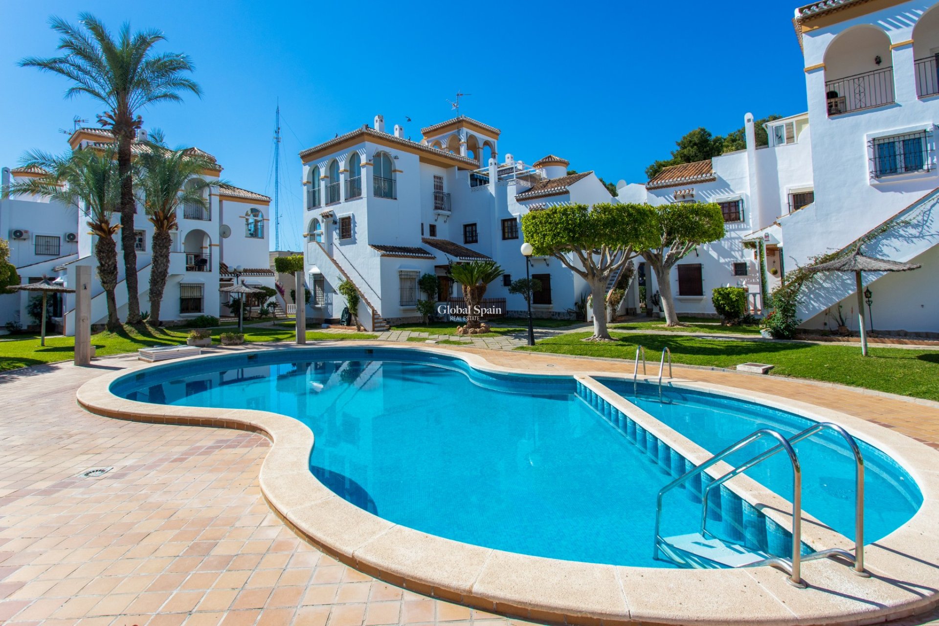 Odsprzedaż - DOM -
ORIHUELA COSTA - Playa Flamenca