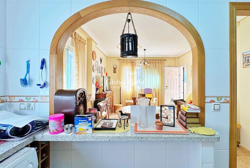 Odsprzedaż - DOM -
ORIHUELA COSTA - VILLAMARTÍN