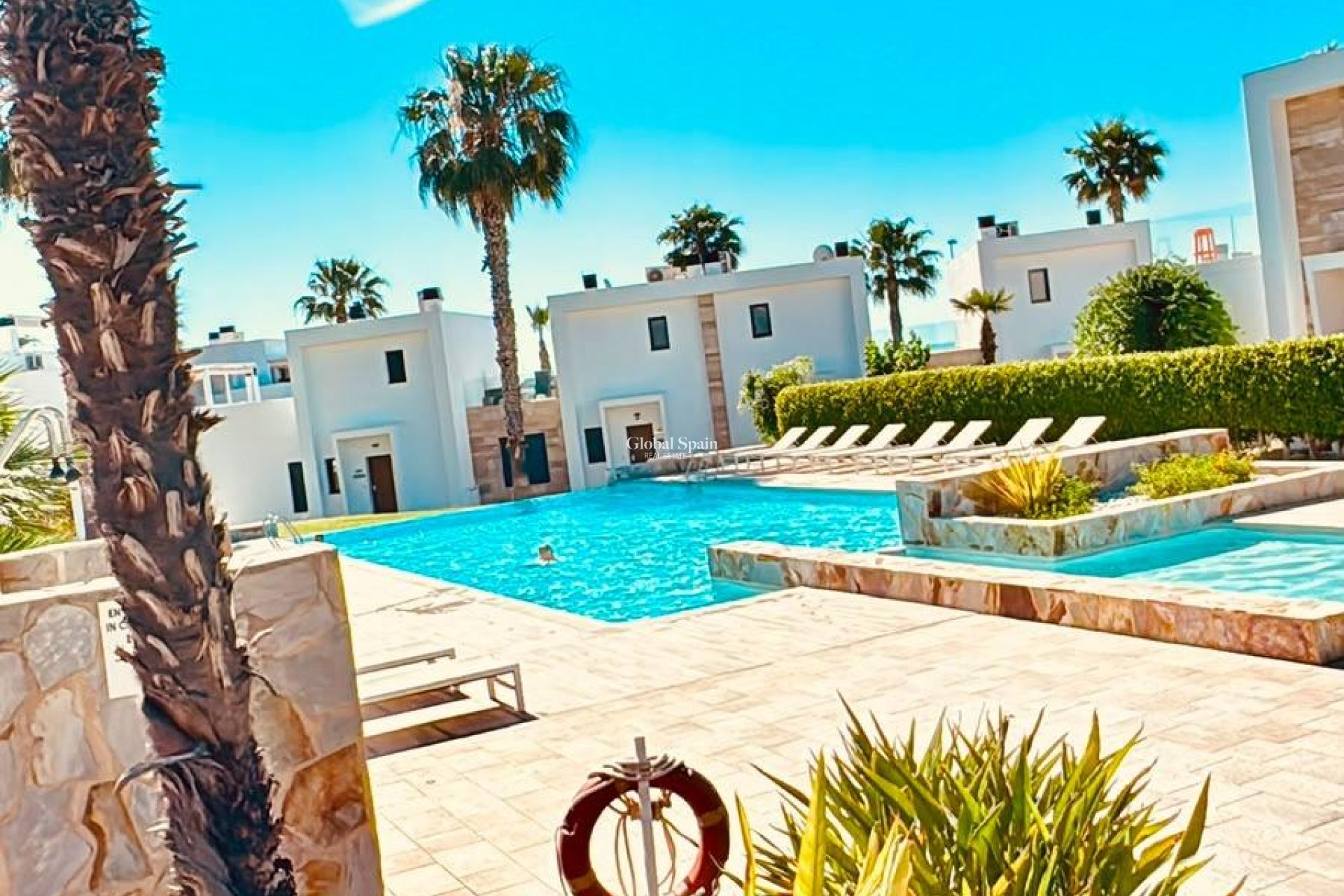 Odsprzedaż - DOM -
ORIHUELA COSTA - VILLAMARTÍN