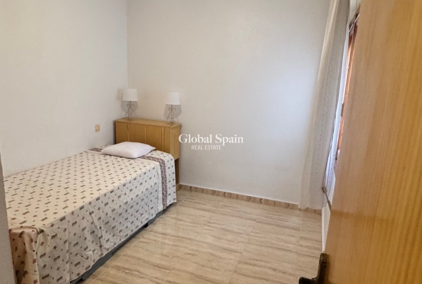 Odsprzedaż - DOM -
ORIHUELA COSTA - 