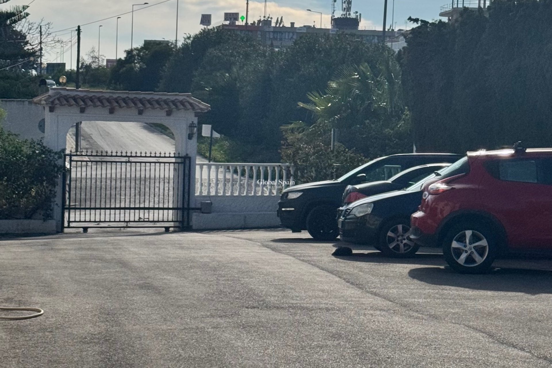 Odsprzedaż - DOM -
ORIHUELA COSTA - 