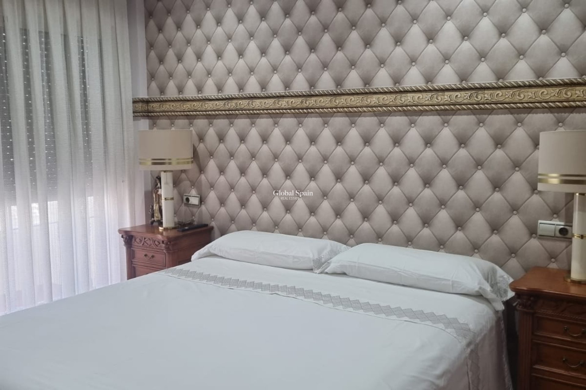 Odsprzedaż - DOM -
ORIHUELA COSTA - 