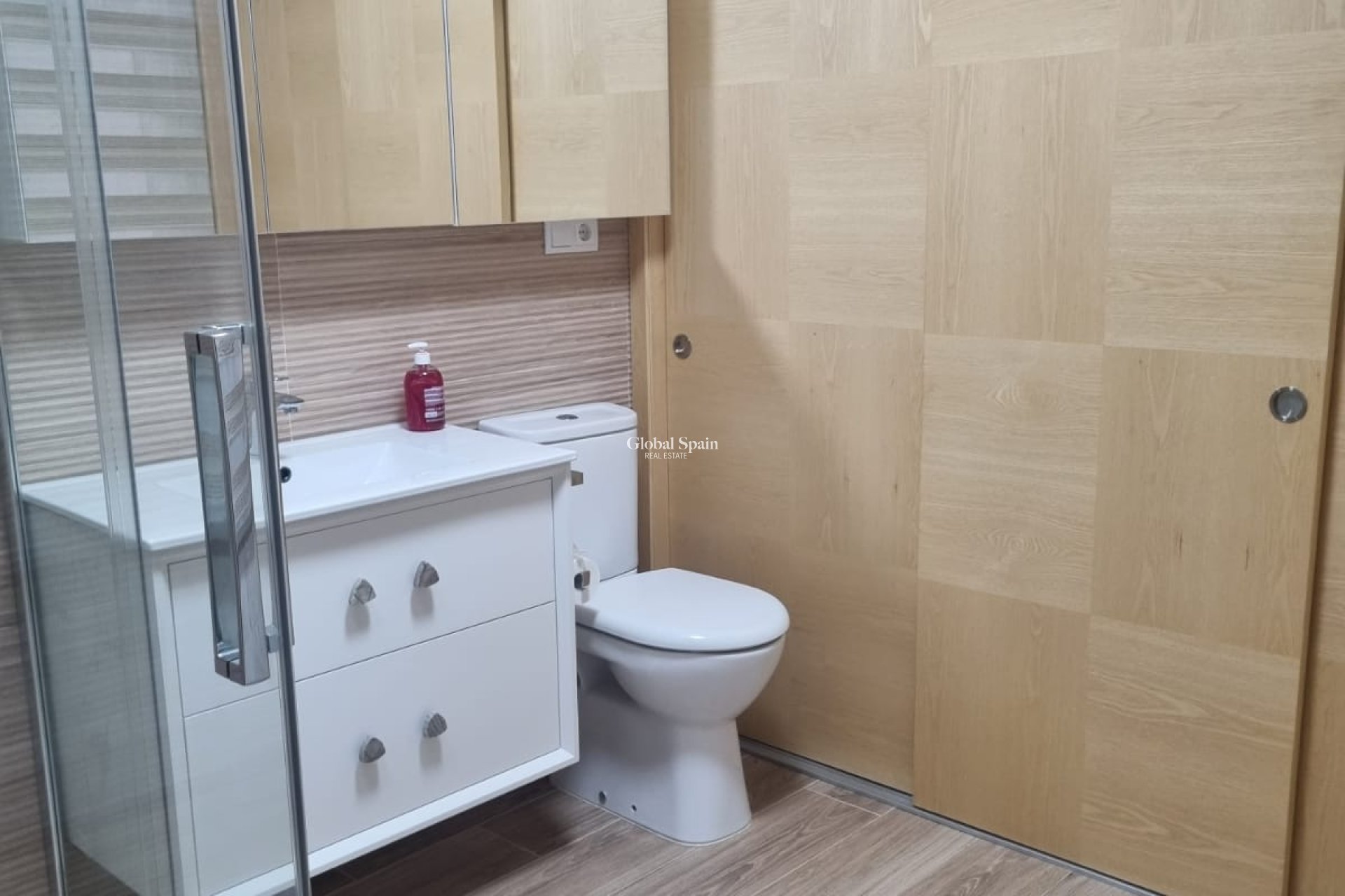 Odsprzedaż - DOM -
ORIHUELA COSTA - 