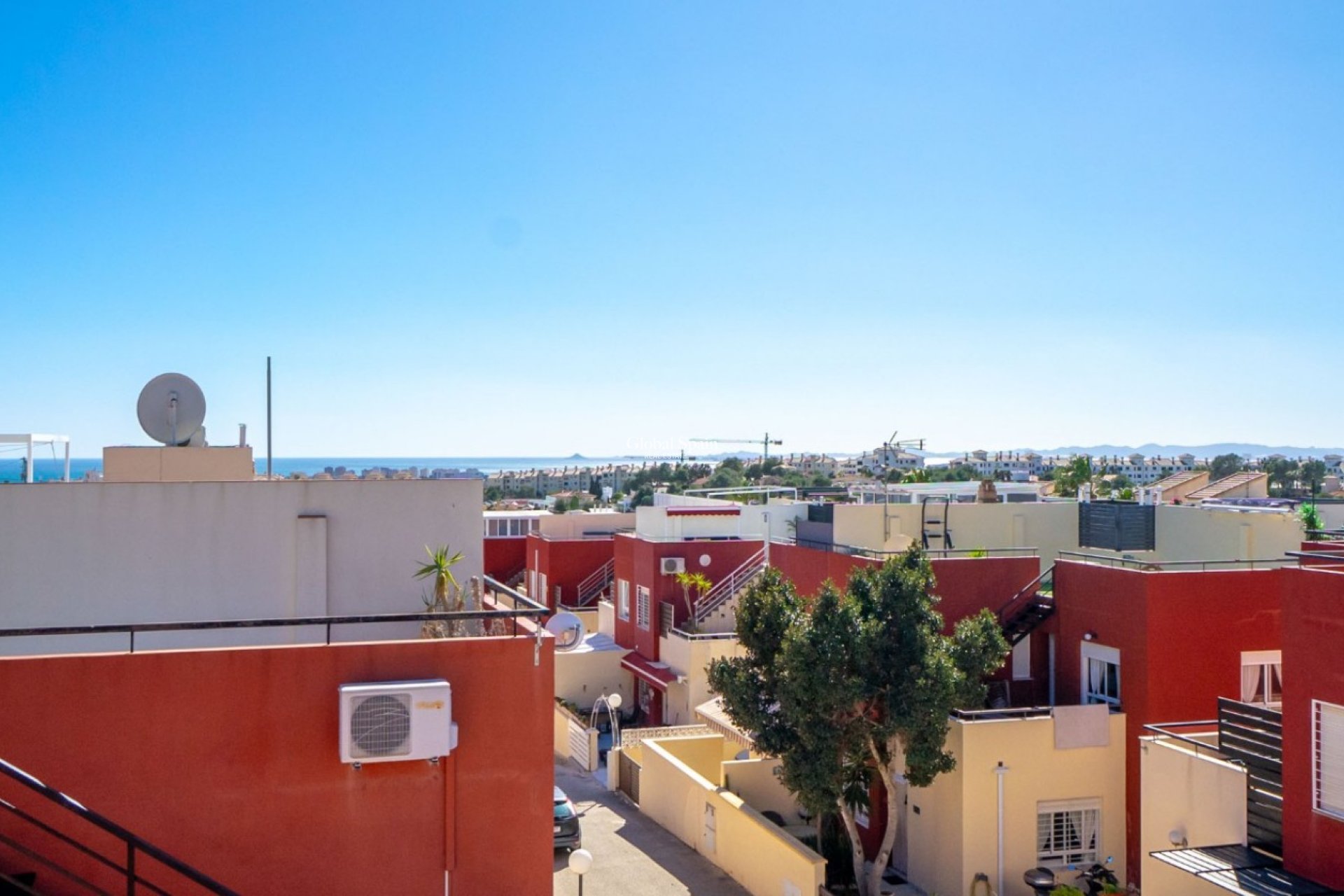 Odsprzedaż - DOM -
ORIHUELA COSTA - 