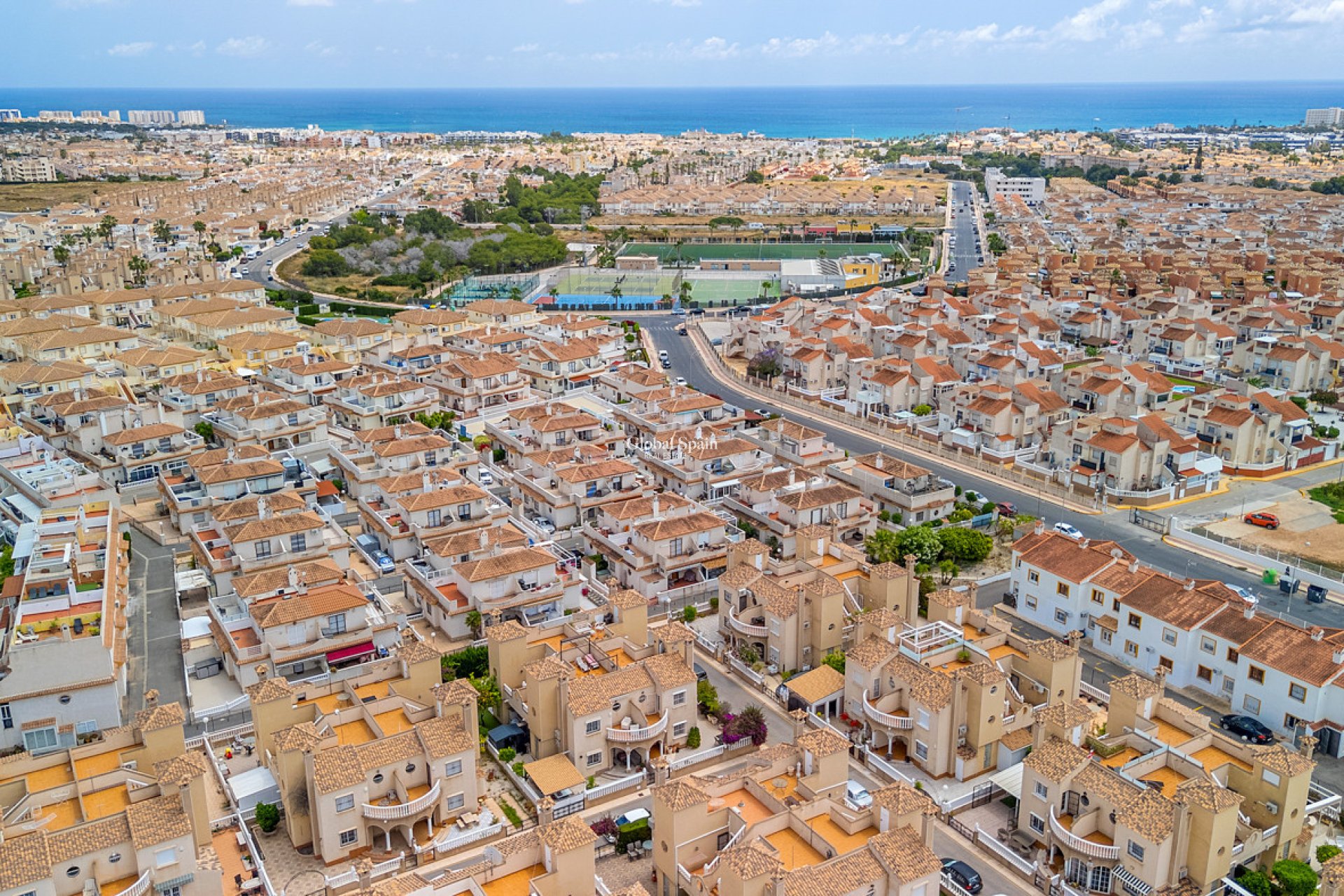 Odsprzedaż - DOM -
ORIHUELA COSTA - 