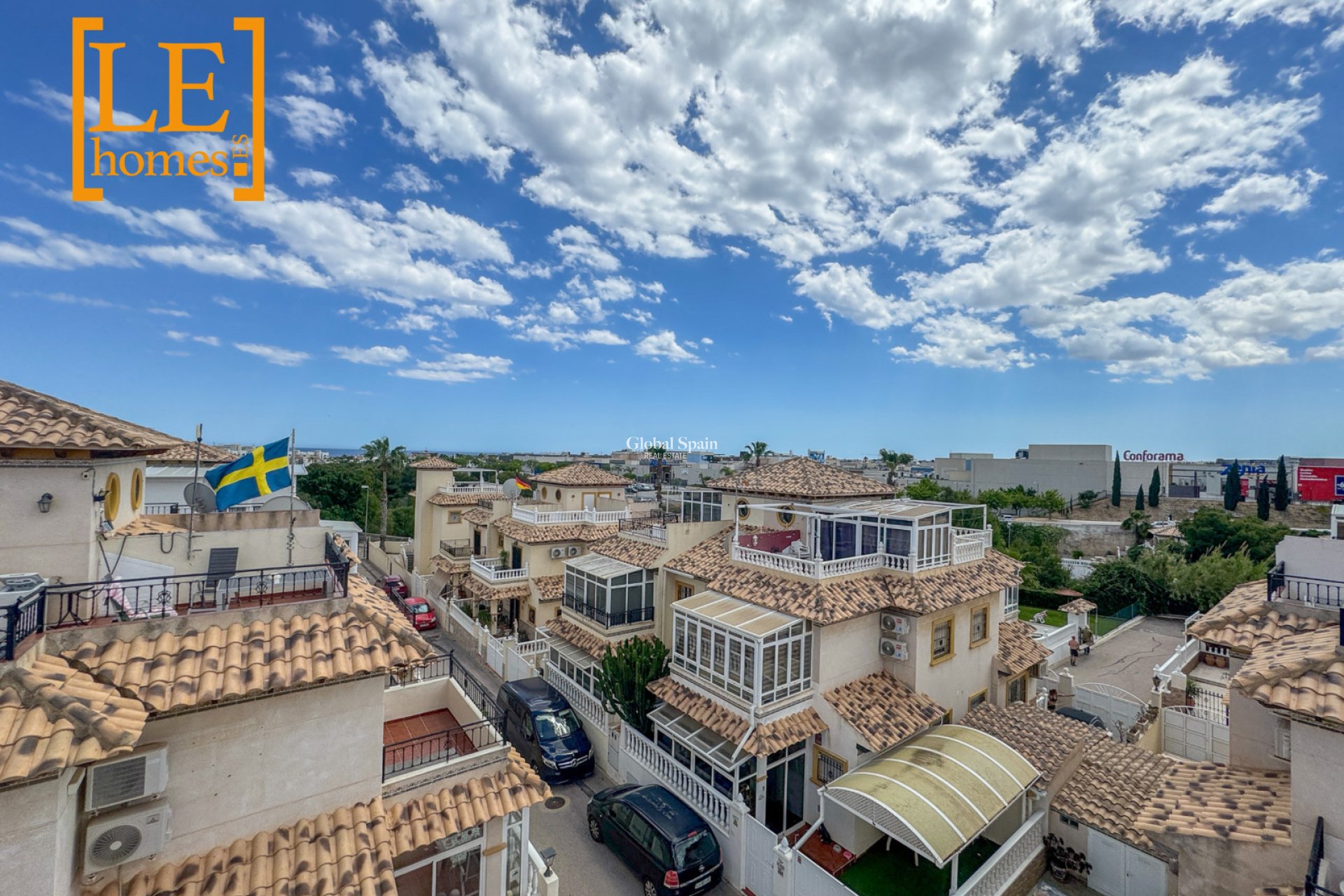 Odsprzedaż - DOM -
ORIHUELA COSTA - 