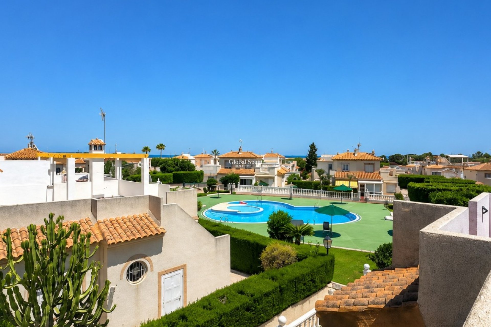 Odsprzedaż - DOM -
ORIHUELA COSTA - 