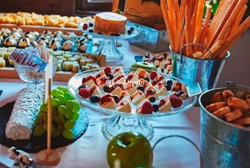 Odsprzedaż - DOM -
ORIHUELA - Inland