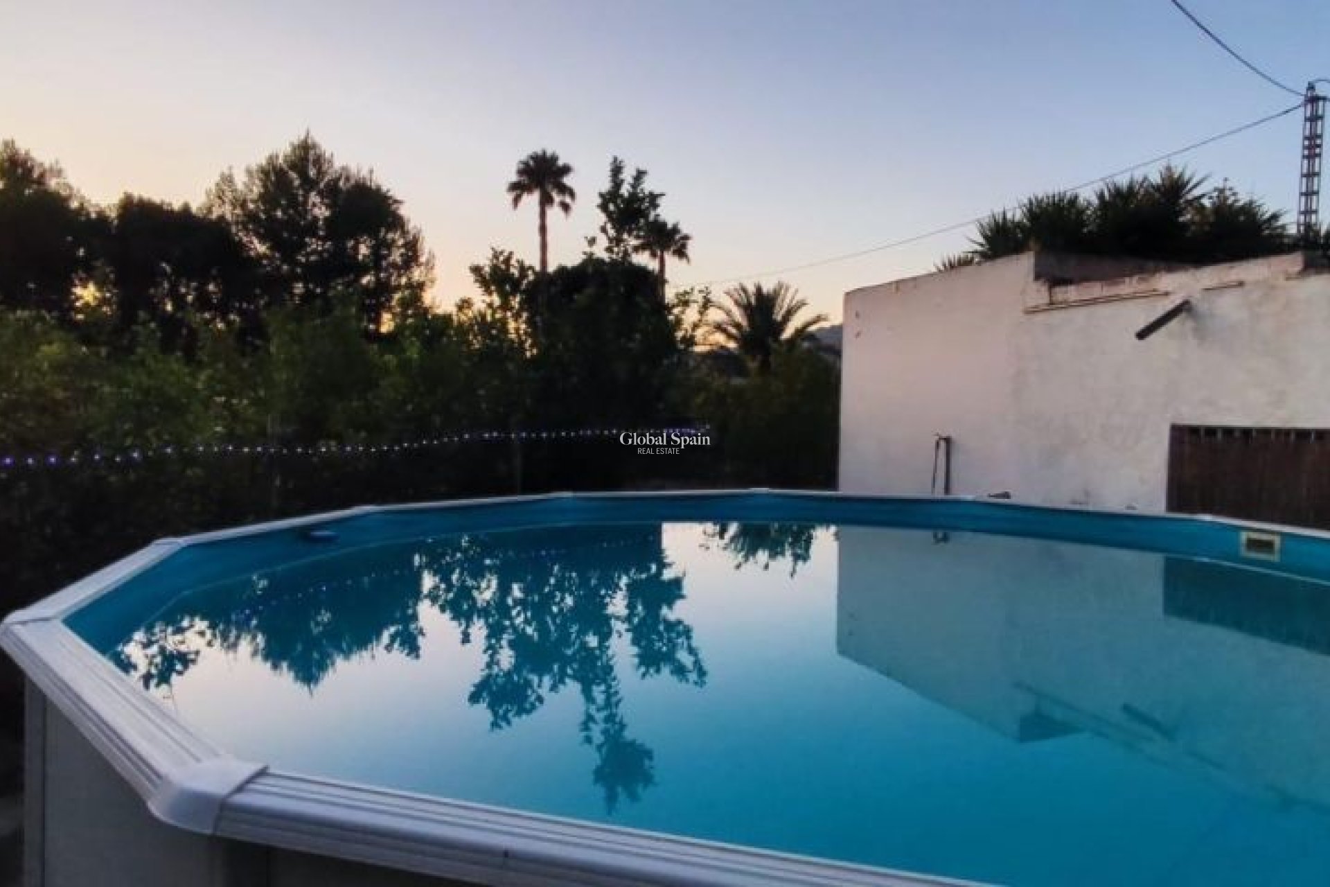 Odsprzedaż - DOM -
ORIHUELA - Inland