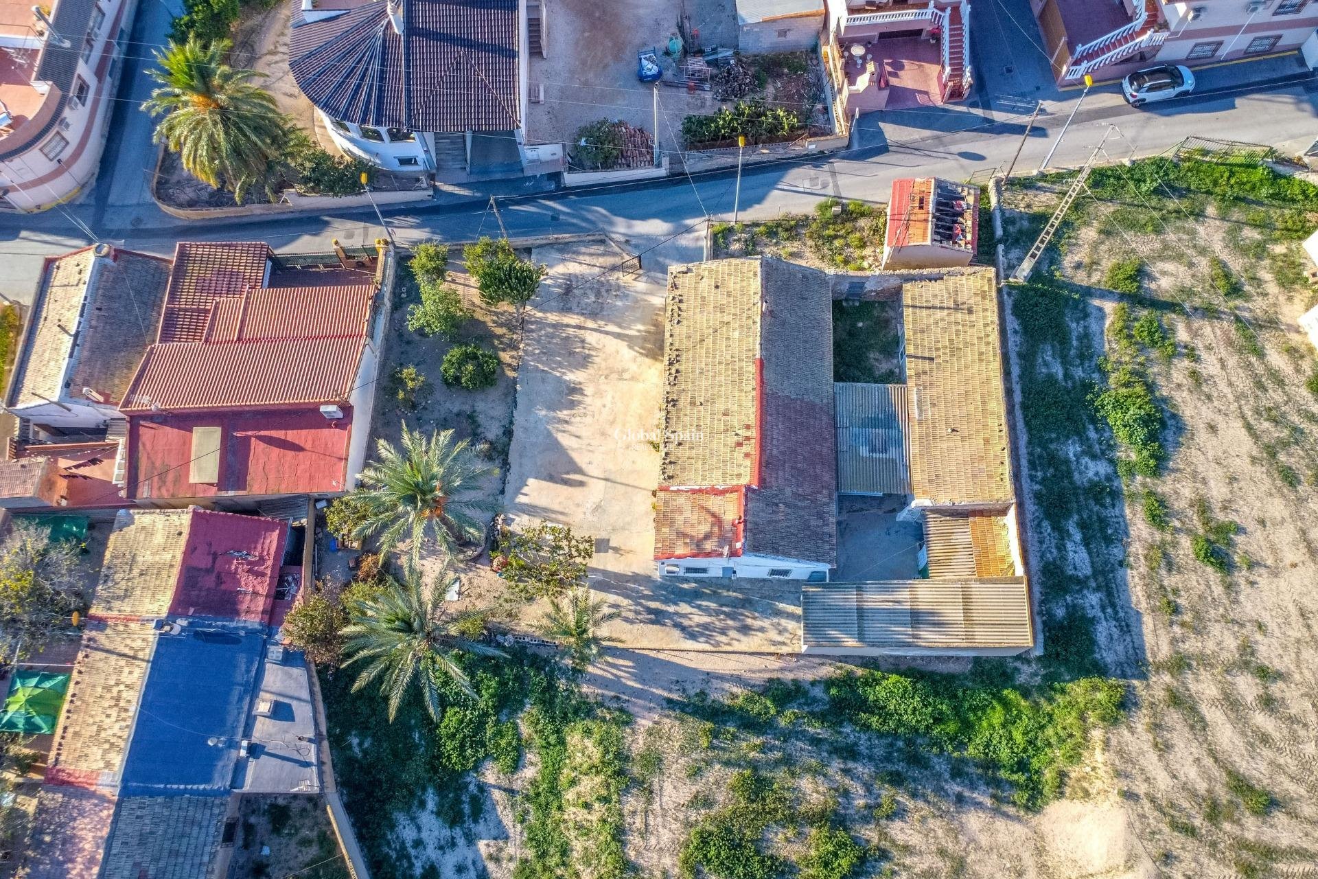 Odsprzedaż - DOM -
ORIHUELA - Raiguero De Bonanza