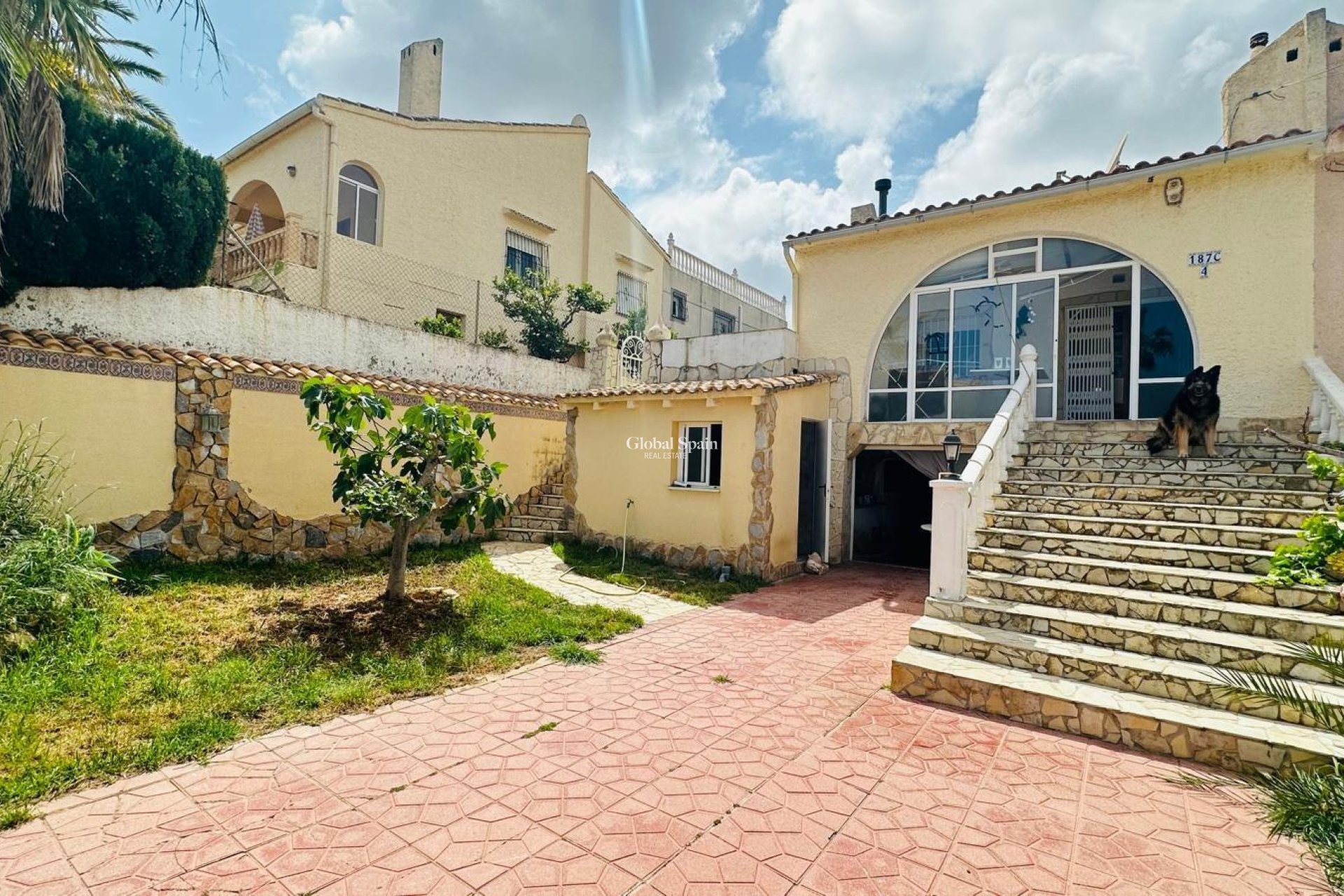 Odsprzedaż - DOM -
ORIHUELA - Urbanización Perla del Mar