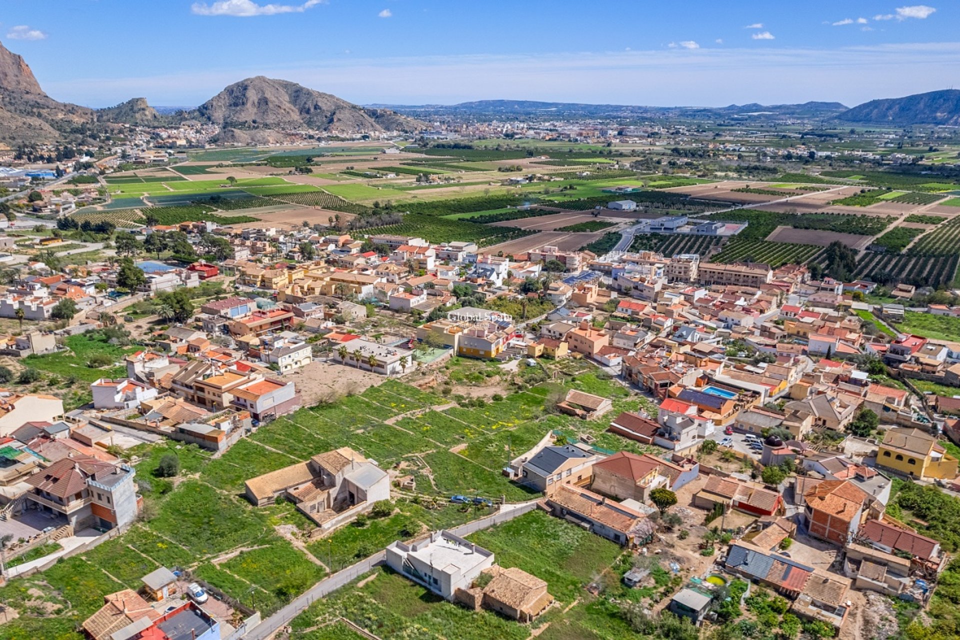 Odsprzedaż - DOM -
ORIHUELA