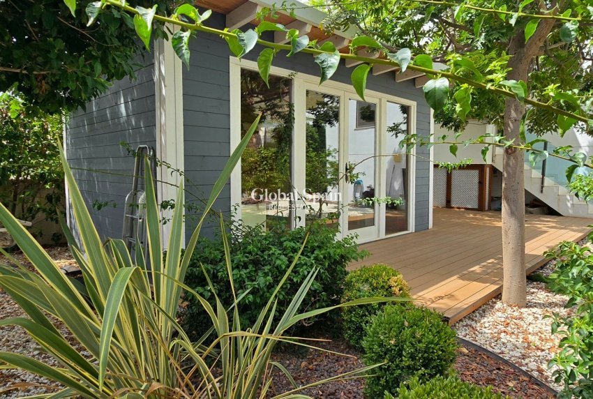 Odsprzedaż - DOM -
POLOP - Alberca