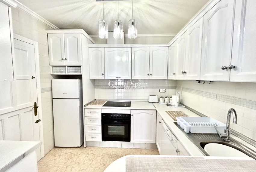 Odsprzedaż - DOM -
PUNTA PRIMA - Costa Blanca