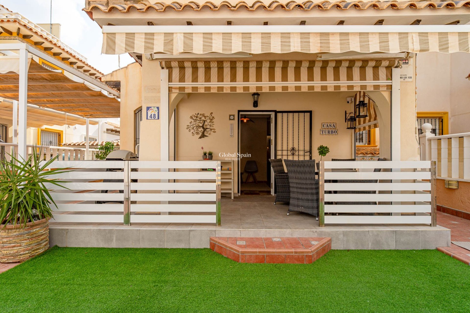Odsprzedaż - Dom Quatro -
ORIHUELA COSTA - Lomas de Cabo Roig