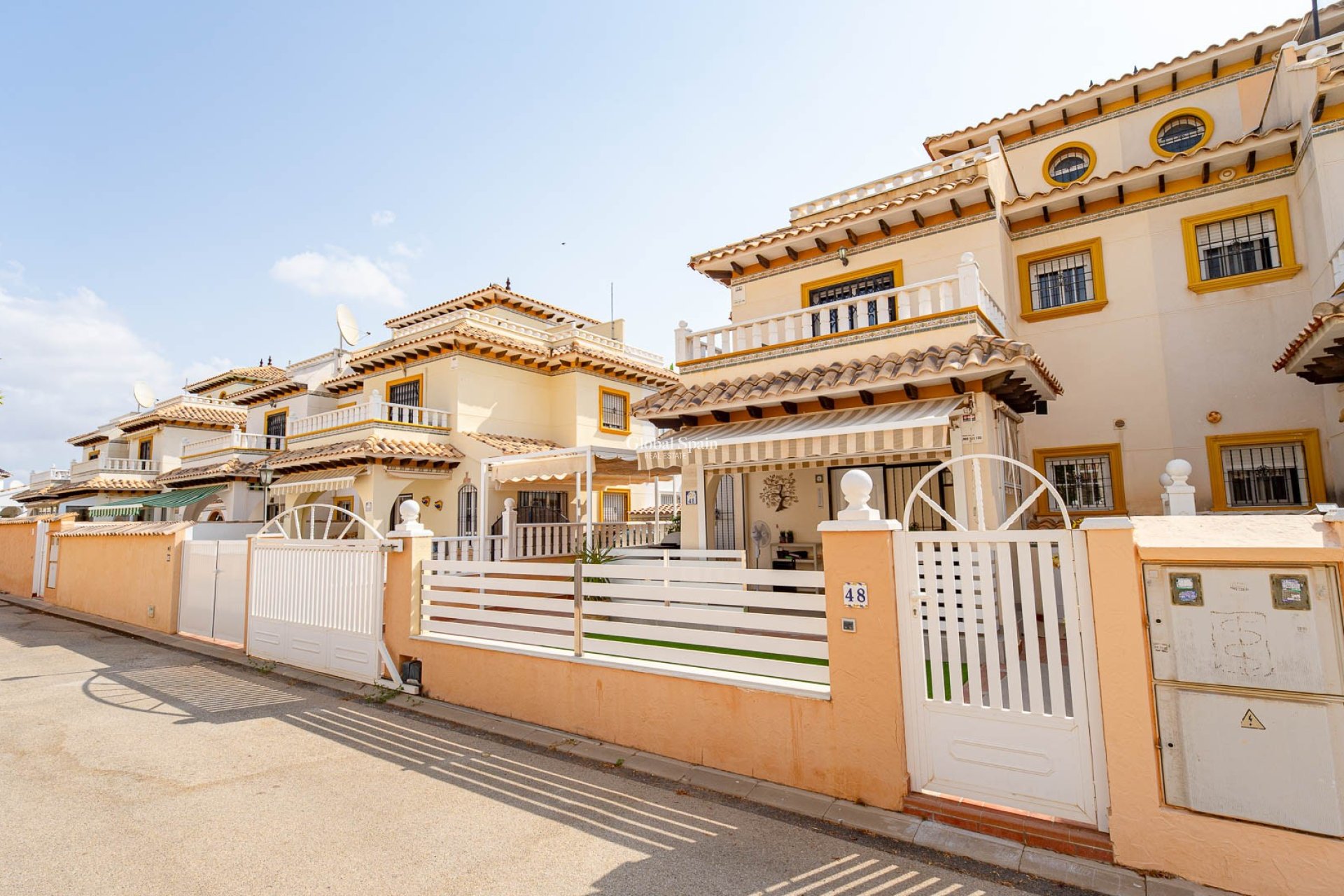 Odsprzedaż - Dom Quatro -
ORIHUELA COSTA - Lomas de Cabo Roig